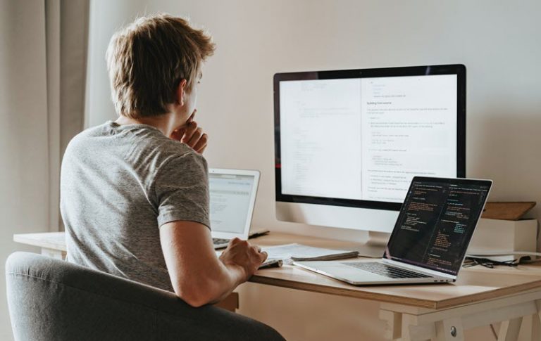 Xcode for Windows OS - Install & Use it to Build iOS Apps on PC - Sysprobs